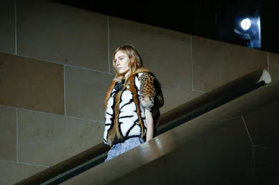 Look 3